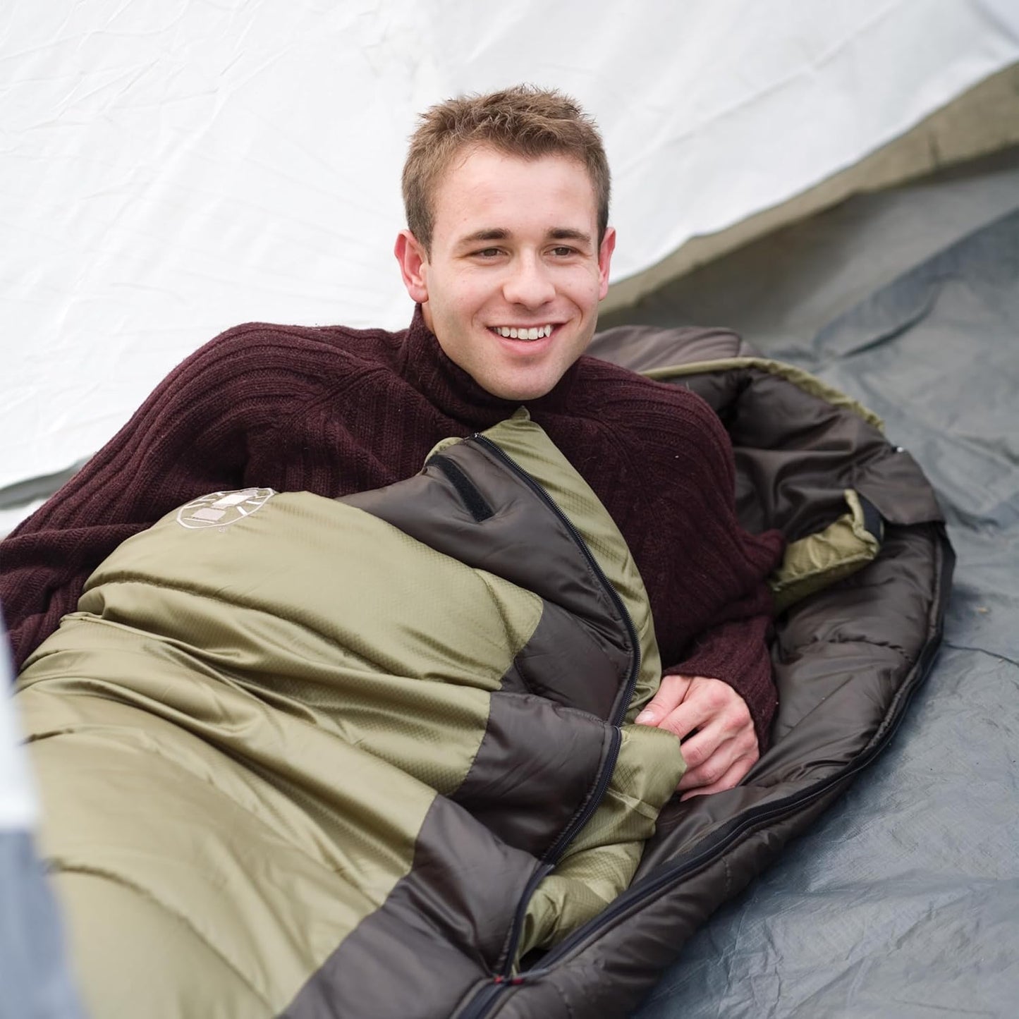 Coleman North Rim Sleeping Bag: 0°F, Big & Tall, Mummy Design, No-Snag Zipper, Adjustable Hood for Warmth & Ventilation, Large, Ideal for Cold-Weather Camping.